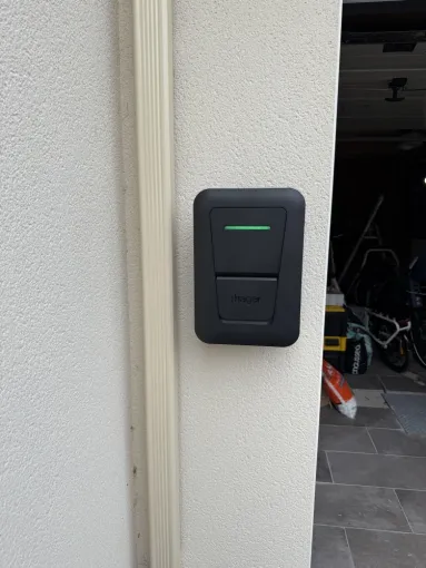 Walt Electrique installe une borne d'IRVE chez Rosa Pizza à Amiens, Amiens, WALT ELECTRIQUE