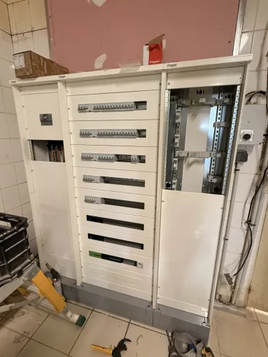 Walt Electrique accompagne ses clients dans la réalisation de leurs tarifs jaunes pour leur boulangerie, Amiens, WALT ELECTRIQUE