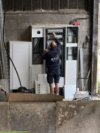 Walt Electrique optimise et sécurise votre tableau en 240A en tarif jaune, Amiens, WALT ELECTRIQUE