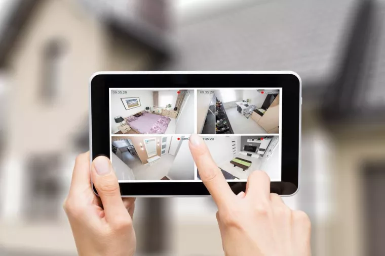 Installation d'un système de vidéosurveillance dans chaque pièce d'une maison et connecté aux smartphones des propriétaires, Amiens, WALT ELECTRIQUE