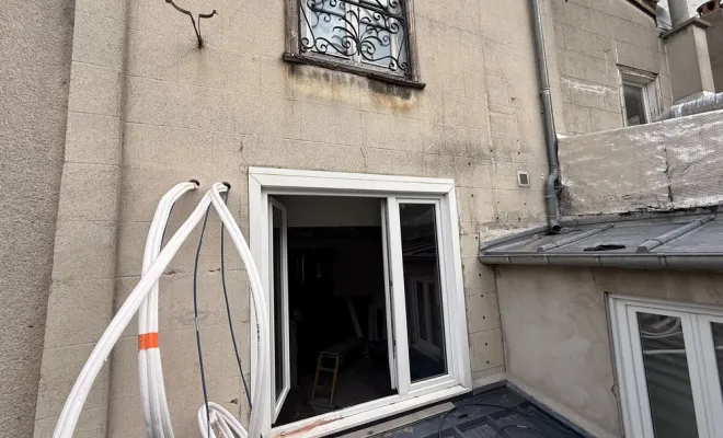 Walt Electrique installe une climatisation au plafond dans un restaurant à Amiens, Amiens, WALT ELECTRIQUE