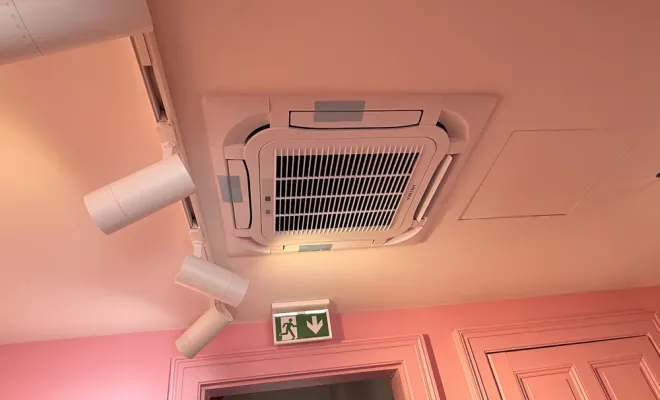 Walt Electrique installe une climatisation au plafond dans un restaurant à Amiens, Amiens, WALT ELECTRIQUE