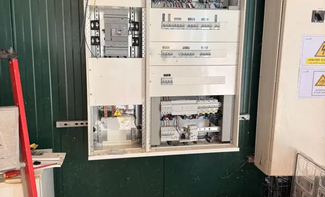 Walt Electrique intervient pour la pose d'un TGBT secondaire en tarif jaune, Amiens, WALT ELECTRIQUE