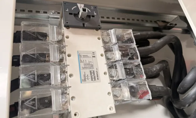 Câblage d'un inverseur de source près d'Amiens, Amiens, WALT ELECTRIQUE